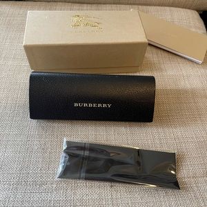 Burberry Case, Cloth & Box